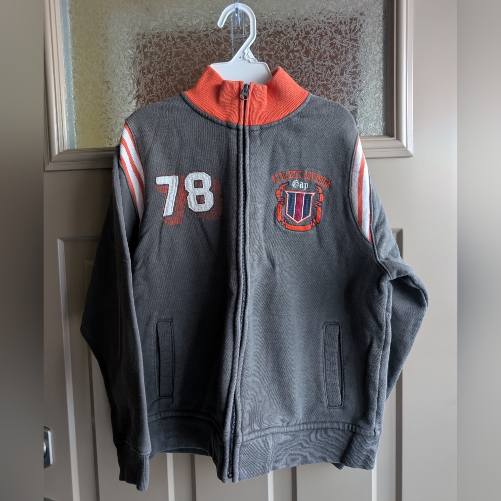 🩶3/$20 5/$30 7/$40🩶Boys Sz Lg (10) Gap Hoodie